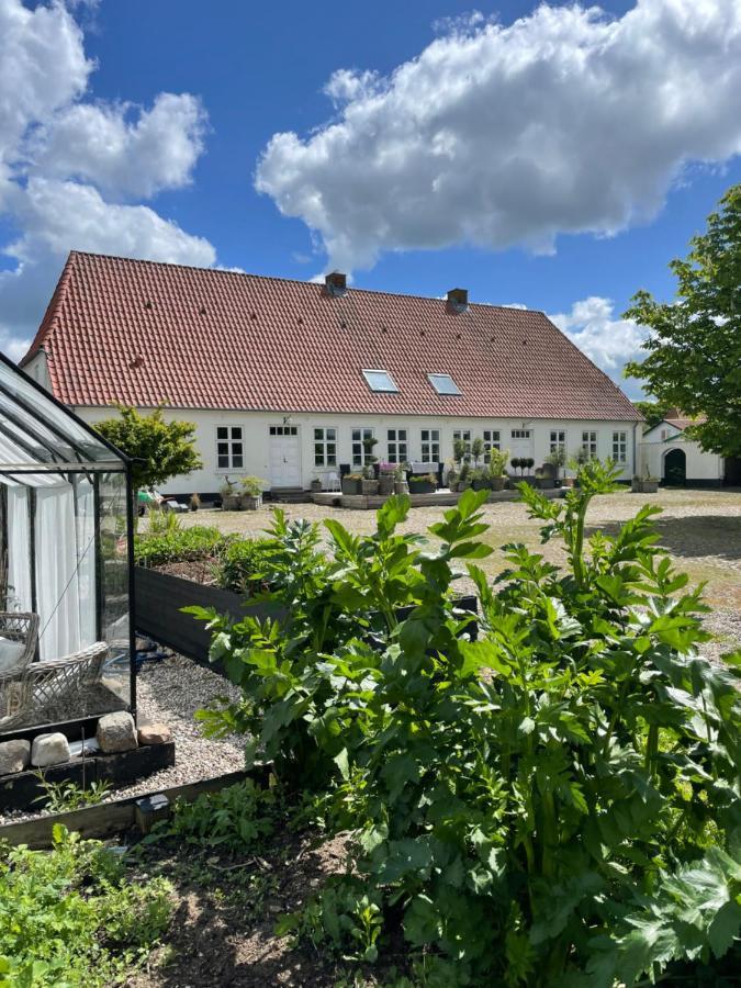 Ferienwohnung Landligt Ophold Pa Midtgard Vamdrup Exterior foto